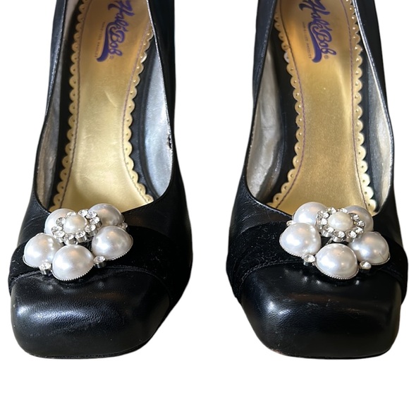 Hale Bob Black Leather Embellished Rhinestone Pearl Square Toe Chunky Heels - 8 - Picture 5 of 16